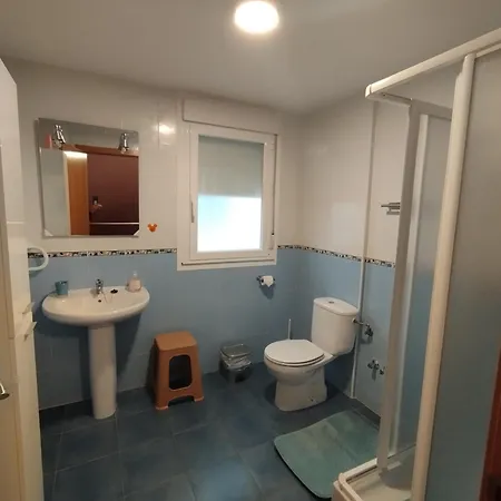 Alhondiga Apartamento *